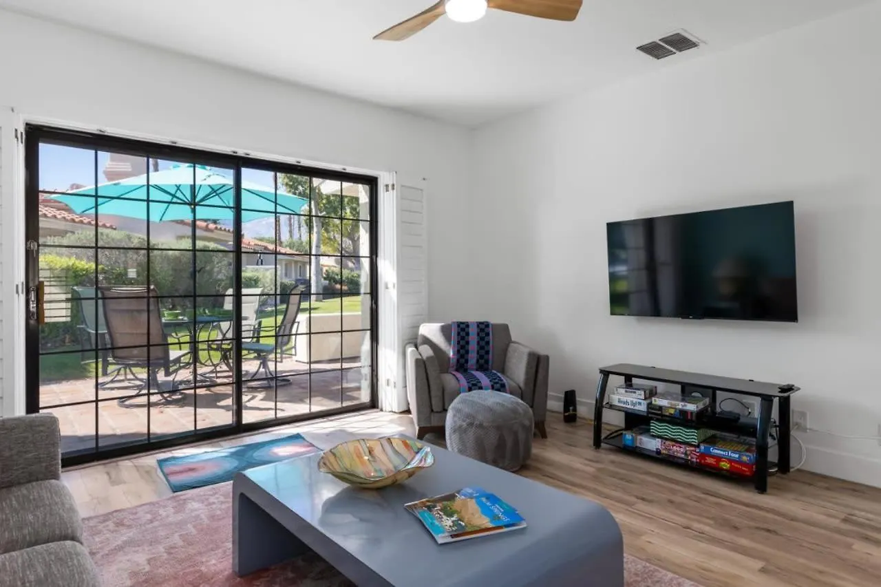 בית נופש פאלם ספרינגס Desert Rose- Condo With Pool And Tennis Courts