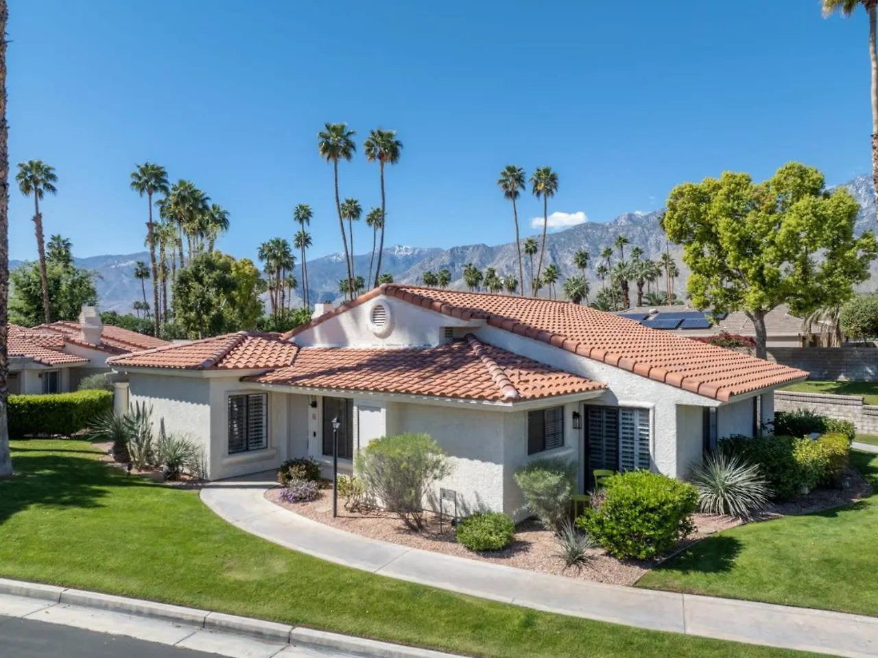 Desert Rose- Condo With Pool And Tennis Courts Palm Springs Semesterbostad